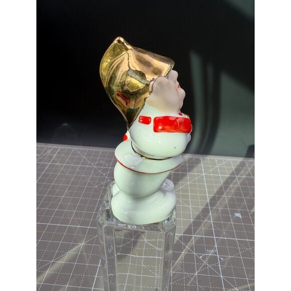 Vintage Royal Dux Bohemia Porcelain Soldier Figurine Vintage Czechoslovakia - Picture 2 of 8